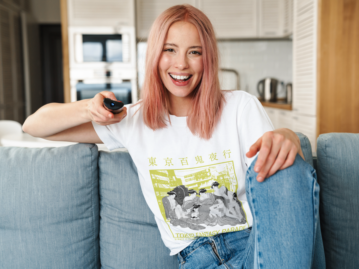 mockup-of-a-woman-with-a-